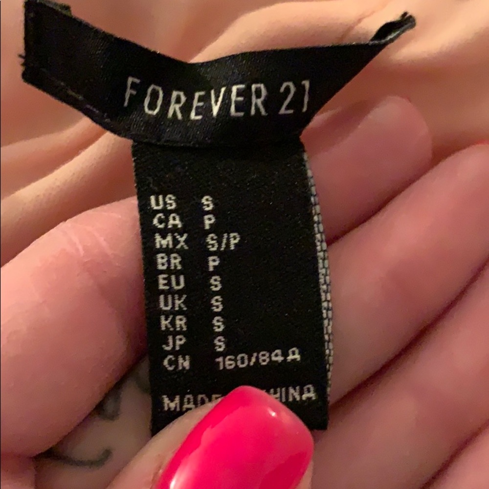 Dress - Picture 3 of 5